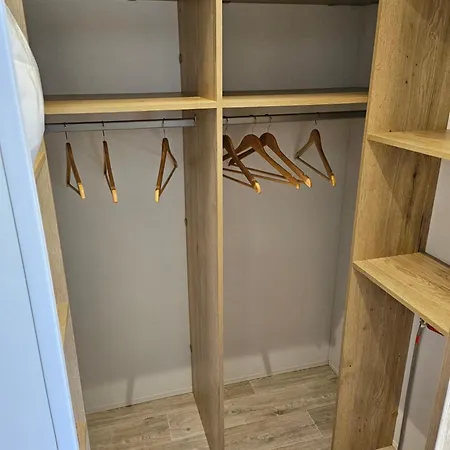 Le Bois Dormant * סן ז'אן דה מון